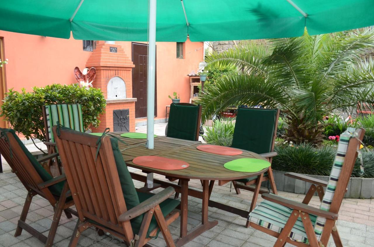 Nana'S House Hotel Batumi Kültér fotó